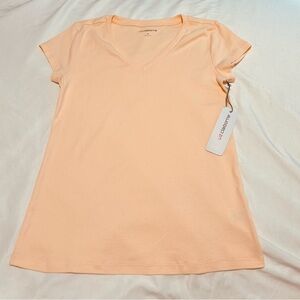 This Liz Claiborne Essential Tee V-Neck Stretch women’s medium Pale Peach Orange